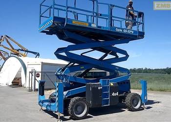 Podnośnik nożycowy spalinowy Genie GS3390 RT 4x4