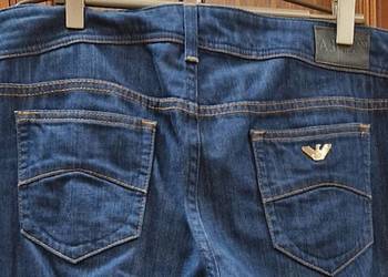 Spodnie dżinsy Armanii Jeans  jak nowe klasyczne proste rozszerzone nogawki