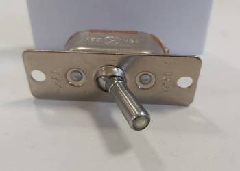 W-45M Przełącznik zał-wył 0-1 35A 28V z diodą