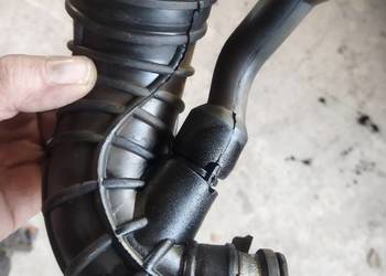 1,4 tdci przewód powietrza