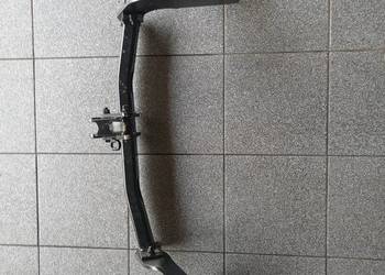 Hak Thule do Mitsubishi Outlander 2 z odpinanym zaczepem