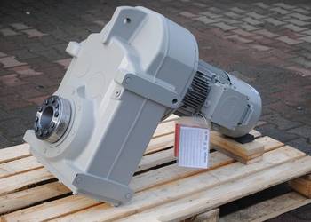 Motoreduktor 4kw. 10obr./min. z hamulcem. Firmy SIEMENS