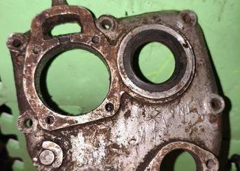 Dekiel pokrywa skrzyni biegów M72