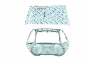 RAMKA PANEL KONSOLI CENTRALNEJ HYUNDAI I20 08-12