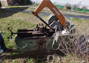 Mechaniczna ramowa piła do stali Kasto BSM253