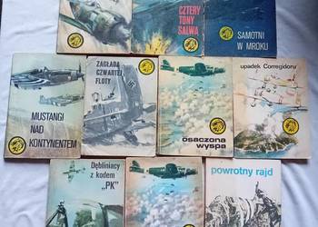 Zestaw 10 ksiażeczek z serii Żółty Tygrys, z lat 1980-84. Tematyka lotnicza