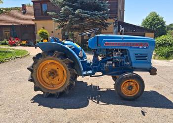 Hinomoto  E14   2wd