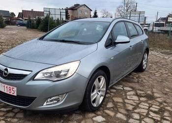 Opel Astra Sports Tourer 1.4 16V Turbo benzyna / Zadbana / Opłacona