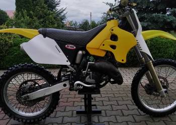 Suzuki rm 125 2t cross