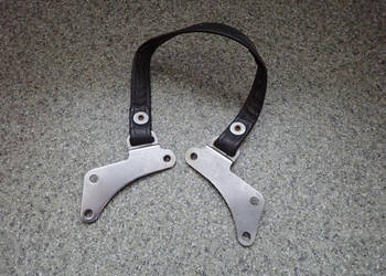 Dwa mocowania Opaska Siedzenia Pasażera Suzuki LS 650 savage 86-08r