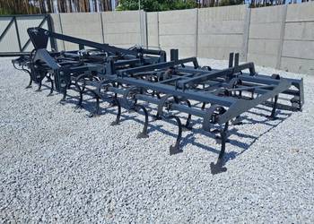 Kultywator, agregat uprawowo-ścierniskowy 6 m, zęby 70x12