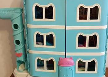 Koci Domek Gabi, Interaktywny piętrowy domek+ akcesoria