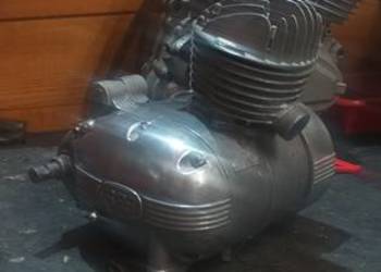 Silnik s38 komar jajko