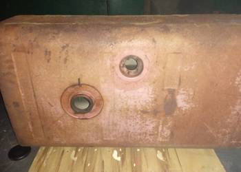 Zbiornik paliwa z czasów PRL-u do 6 cylindrowego Ursusa 1222 1224