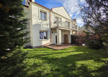 Spokój natury bliskość miasta zamieszkaj już w te Święta