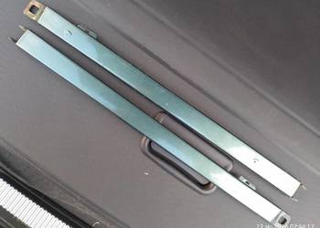 LISTWA POD REFLEKTOR LEWY PRWY PRZÓD MERCEDES W201 2018890163