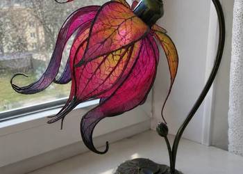 Lampa stołowa