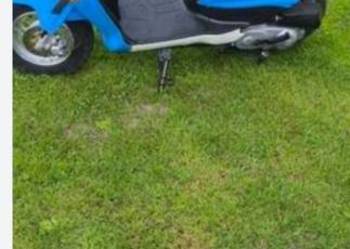 Sprzedam skuter zipp otis  jazda na dowód osobisty  lub am prawo jazdy