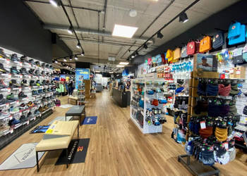 NOWOCZESNY LOKAL HANDLOWO-USŁUGOWY W CENTRUM WARSZAWY