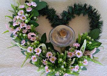 Duża Kompozycja Kwiatowa na Cmentarz dla ukochanej Osoby SERCE Wianek