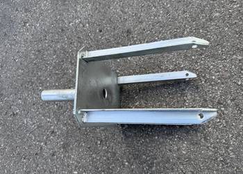 Głowica krzyżowa ocynkowana Szalunki korona dźwigary H20 deskowanie strop