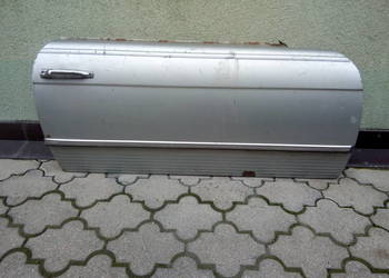 Drzwi prawe Mercedes w 107 SL /bez osprzętu i szyby/