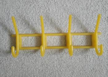 Wieszak łazienkowy plastikowy żółty