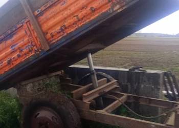 Sprzedam przyczepę jednoosiowa wywrotka 2tonowa