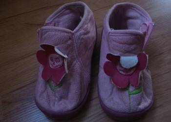 buty dziewczęce r. 22 wkł. 13 cm
