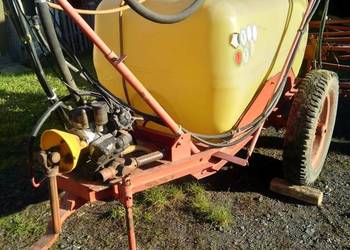 Opryskiwacz ciągany 1000l