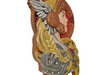 Płaskorzeźba Nordic Valkiria - Ręcznie Malowana Dekoracja Ścienna w Stylu…