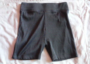 Sinsay krotkie spodenki damskie S