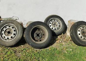 Koła, z oponami zimowymi 13'' 165/70 Dębica