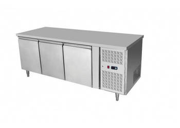 Profesjonalny Stół Chłodniczy 3-Drzwiowy 1795x700x850mm 420L EPF3432