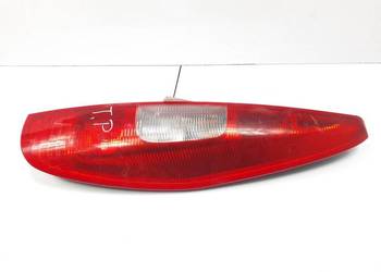 LAMPA PRAWA TYŁ MITSHUBISHI COLT MR957374 LAMPA PRAWA TYŁ MITSHUBISHI COLT MR957374