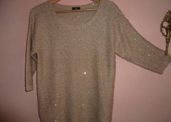 Bluzka bezowa ze złotymi cekinkami