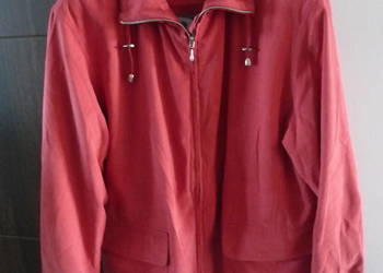 Kurtka oversize w kolorze przygaszonej czerwieni roz. 38/40