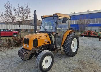 Ciągnik Renault Pales 220
