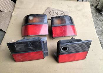 VW VENTO LAMPA TYŁ TYLNA PRAWA LEWA BŁOTNIKA KLAPY KOMPLET  + WKŁAD LAMPY