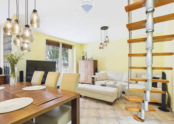 Przestronne dwupoziomowe mieszkanie blisko Centrum