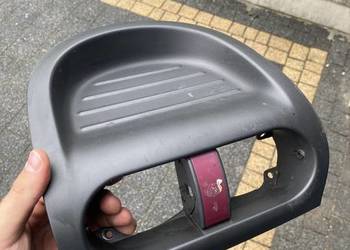 Opel Corsa c półka środkowa nawiewu