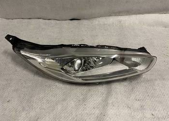 Lampa prawy przód Ford Fiesta MK7 Lift