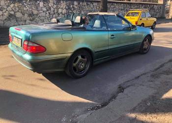 Mercedes clk A208
