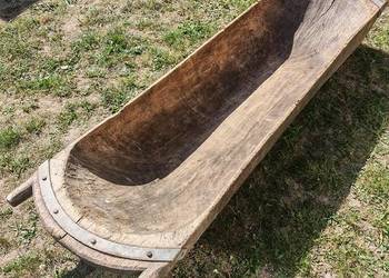 Stare drewniane koryto z jednego pnia – ok. 220 cm – metalowe okucia