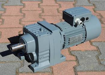 Motoreduktor 0.55kw. 24obr./min. z hamulcem.. Firmy SEW.