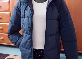 Ciepła puchowa kurtka z kapturem