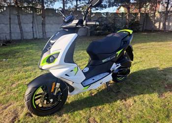 Peugeot speedfight 4 2t