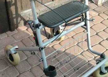 Chodzik dla osoby niepełnosprawnej / seniora – składany, bardzo dobry stan