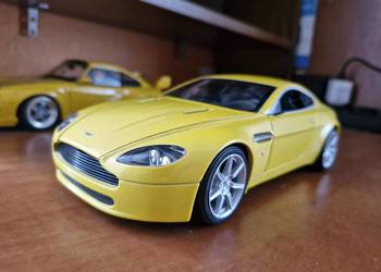 Model Aston Martin Vantage, 1/18, Hot Wheels