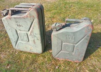 Kanister wojskowy metalowy PRL 20 litrów 10 litrów Tarpan Star 66